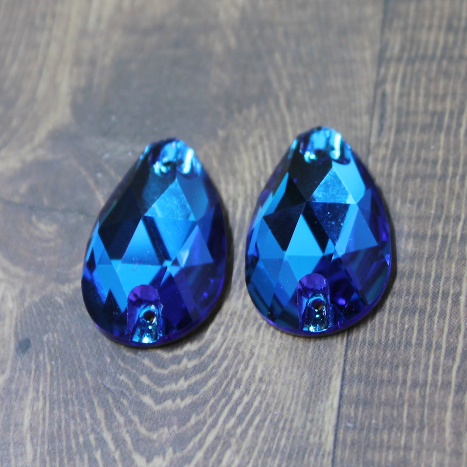 17x28mm  (1 pr) Blue Zircon Glass Teardrop Rhinestone - C145